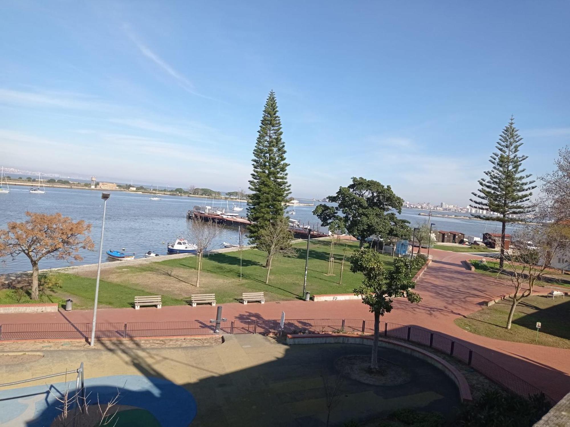 Seixal Yachting Bay Original Apartment Luaran gambar